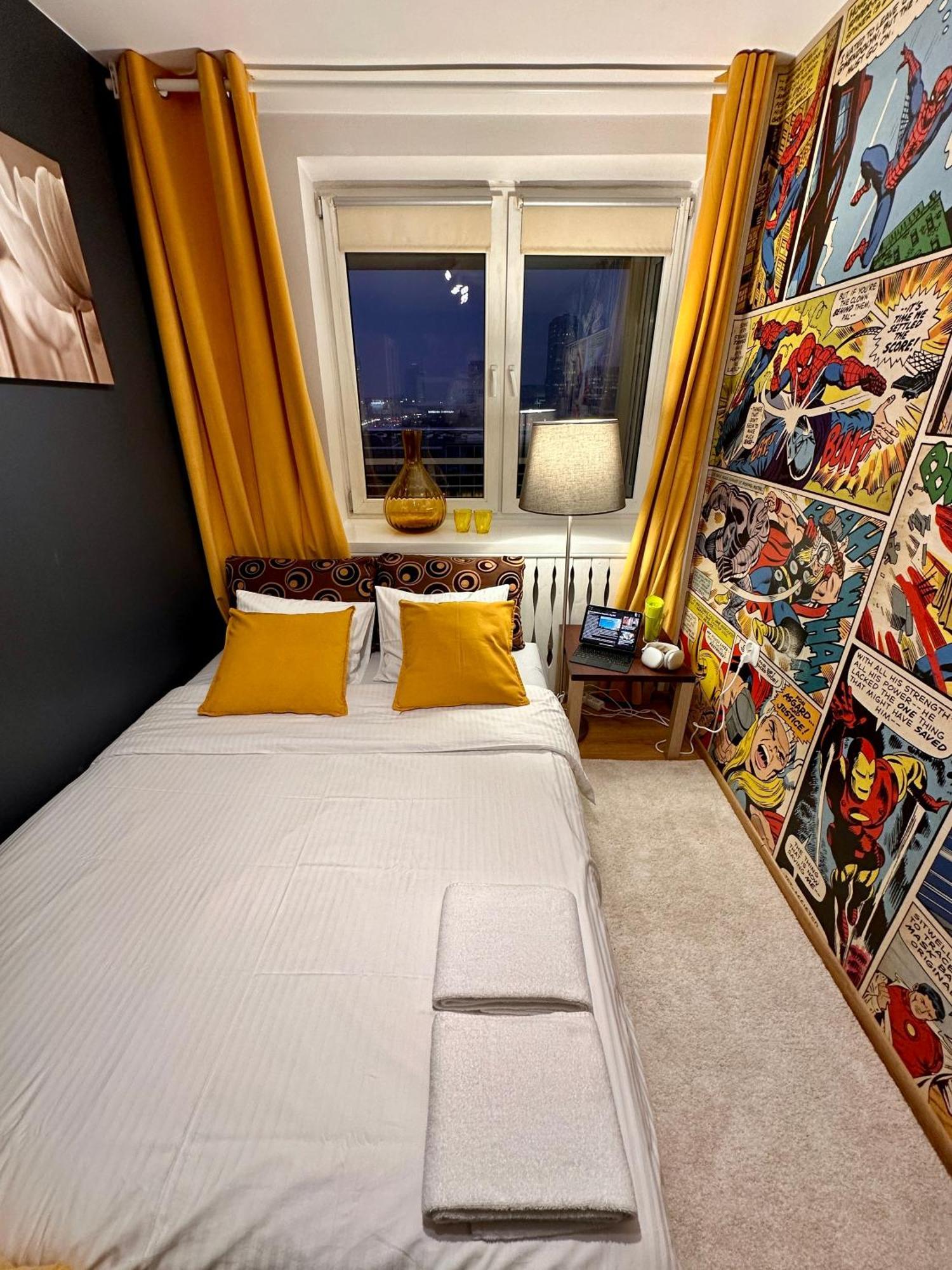 View 3 Fast Wifi 1gbs 85'tv Amazontv Hbo Disney+ * Varsavia